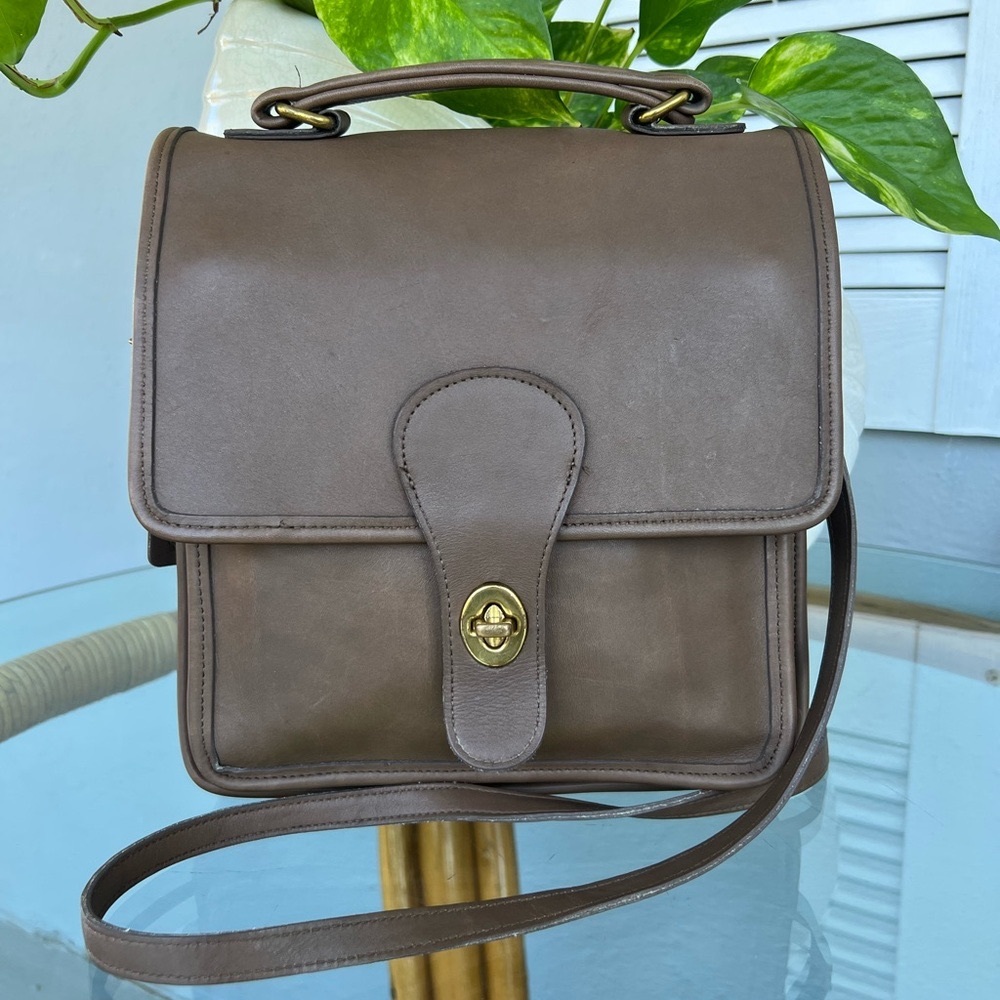 Vintage Coach #5130 Station Bag in Rare "Taupe" Leather